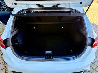 Kia Ceed 1,5 118 kw Automat ZÁRUKA - 14