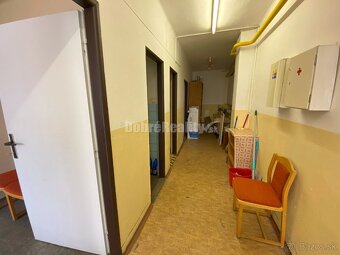 Na predaj veľká komerčná budova v centre Rimavskej Soboty - 14