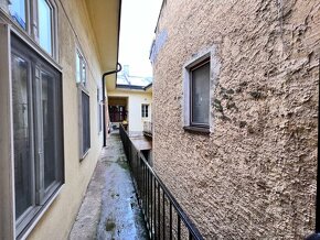 Prenájom 2 izbového bytu v historickom centre - Kováčska - 14