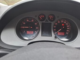 Seat Ibiza III  1.4l (6L) 63kw 2008 - 14