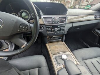Mercedes W212 E350CGI - pojazdné, porucha motora - 14