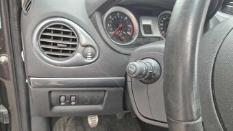 Renault Clio III 1,5DCI 76kw kód motora: K9KZ7 - 14