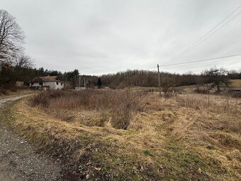 Predaj pozemku v obci Lipovany - 14