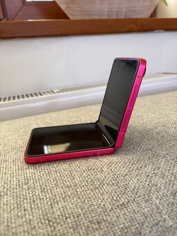 Samsung Z Flip 7 256gb - 14