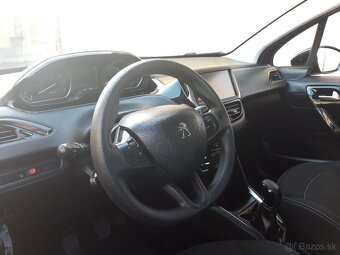 Peugeot 208 - 14