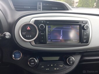 Toyota Yaris 1.5  Hybrid , benz.,automat. - 14