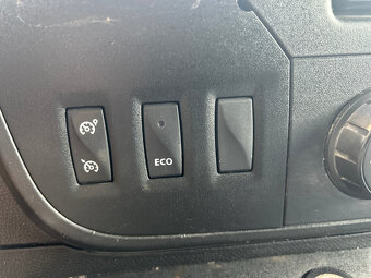 Opel Movano 2.3 Dci 96 kW L2H2, odpočet DPH - 14