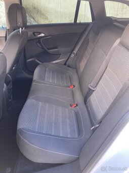 Opel Insignia 2.0 CDTi automat - 14