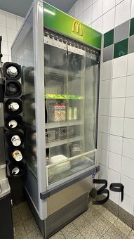 Predám rôzny nábytok, vybavenie gastroprevádzky/kaviarne - 14