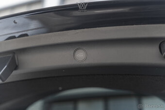 Tesla Model Y Performance Long Range Dual Motor AWD 393kW - 14