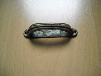 Kovania,úchytky catalin a iné - 14