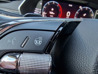 Škoda Octavia Combi 2.0 TDI SCR Style DSG Panorama - 14