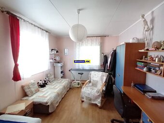 Rodinný dom na predaj Martin Stráne, samostatné 2 vchody a 2 - 14