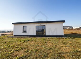 🏡 NA PREDAJ RODINNÝ DOM – OBEC SVINIA - 14