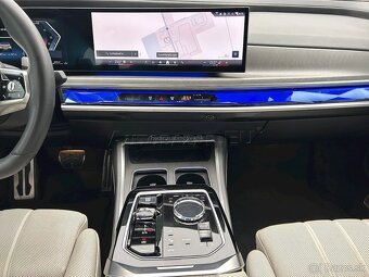 BMW 740,xDrive,full vybava - 14