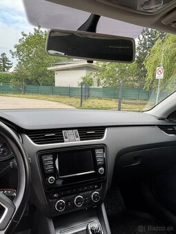 Škoda Octavia combi 2.0 tdi Style - 14
