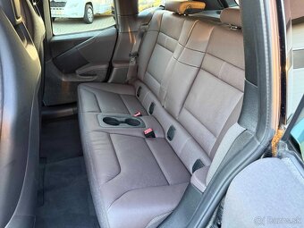 BMW i3 120Ah 2022 PROFI NAVI. KEYLESS, ADAP. LED. KŮŽE - 14