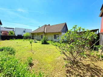LOZORNO – 4 izbový RD- záhrada, garáž, pivnica, atmosféra - 14