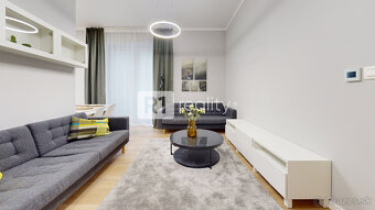 Jedinečný 3 izbový byt 64 m2+ 8 m2 balkóny + parking, Piešťa - 14