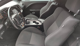 Dodge Challenger R/T - 14