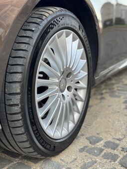 Mercedes-Benz w212 E Trieda 350Cdi 190kw 4 matic SK auto - 14
