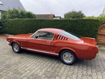 Ford Mustang Fastback GT 289 (1966) - 14