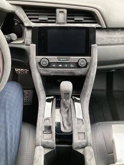 Tuning alkantara interier pre honda civic 2017-2020 - 14