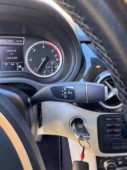 Mercedes-benz B 220 CDI - 14