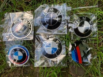 MIX BMW 45MM 74MM 78MM 82MM ZNAKY CIERNE MODRE BIELE - 14