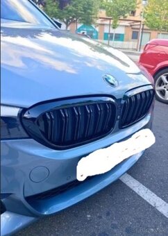 CIERNA MASKA GRIL BMW rad 5 model G30 G31 G38 - 14