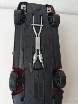 Hot wheels 1:18 Ferrari 550 Maranello - 14