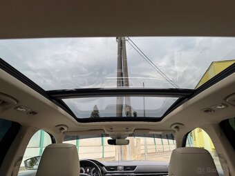 Škoda Superb Combi 2.0 TDI Laurin & Klement 4x4 DSG - 14