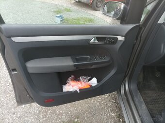 Rozpredám na ND Volkswagen Touran 2.0 benzín CNG - 14