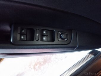 Škoda Superb Combi 1.6 TDI CR DPF Elegance GreenLine - 14