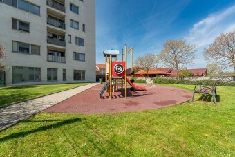 Novostavba 2 izbového bytu s loggiou a garážou - 14