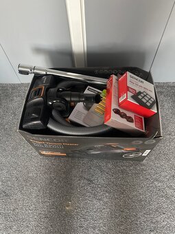 Sencor SVC 8300TI hepa filter vreckový vysávač zánovný - 14