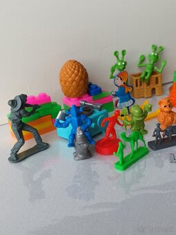 kinder figúrky - 14