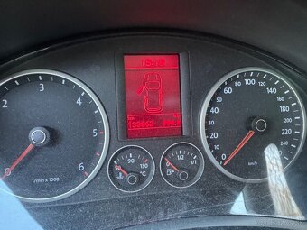 Volkswagen Tiguan 2.0 TDi, DSG, 133 tis.km. - 14