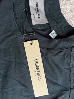 2x gallery debt tričko 2x essentials tričko - 14