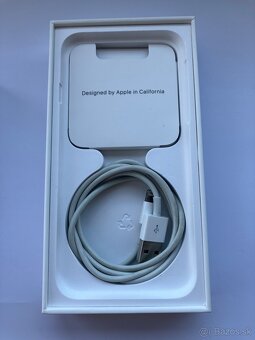 Apple iPhone SE 2020 128GB čierny  / batt. 85% - 14