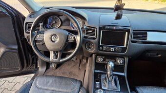 VW TUAREG 3.0TDI BMT AUT 4x4   VYMENA - 14