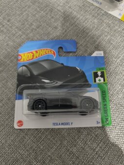 Hot Wheels autíčka - športiaky 1/2 - 14