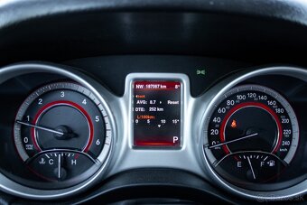 Fiat Freemont 2.0 MultiJet Longue 4x4 A/T 7- miestny - 14