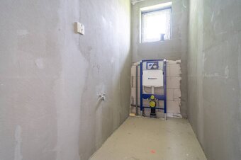 NOVOSTAVBA S VEĽKORYSÝM POZEMKOM PRI KOŠICIACH, 950 m², VAJK - 14