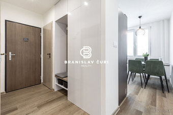 REZERVOVANÉ - Na predaj 3-izbový byt, 64 m2, kompletná rekon - 14