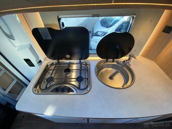 CARADO A 464, 6 míst / 6 spaní - 14