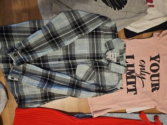 Balík dievc.oblecenia veľkosť 146/152 - 14