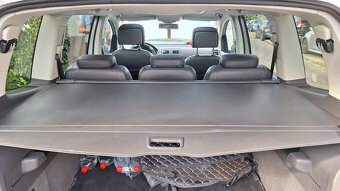 7m VW Touran, 2.0tdi, DSG, KOŽA, KAM, LED, WEBASTO - 14