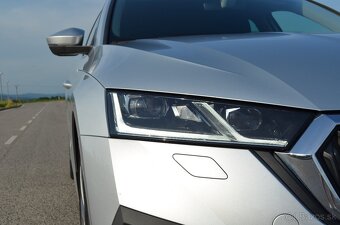 ŠKODA OCTAVIA COMBI 2.0 TDI DSG VIRTUAL KAMERA CRYSTAL LED - 14
