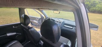 KIA SPORTAGE 2,0 CRDI 4x4 - 14